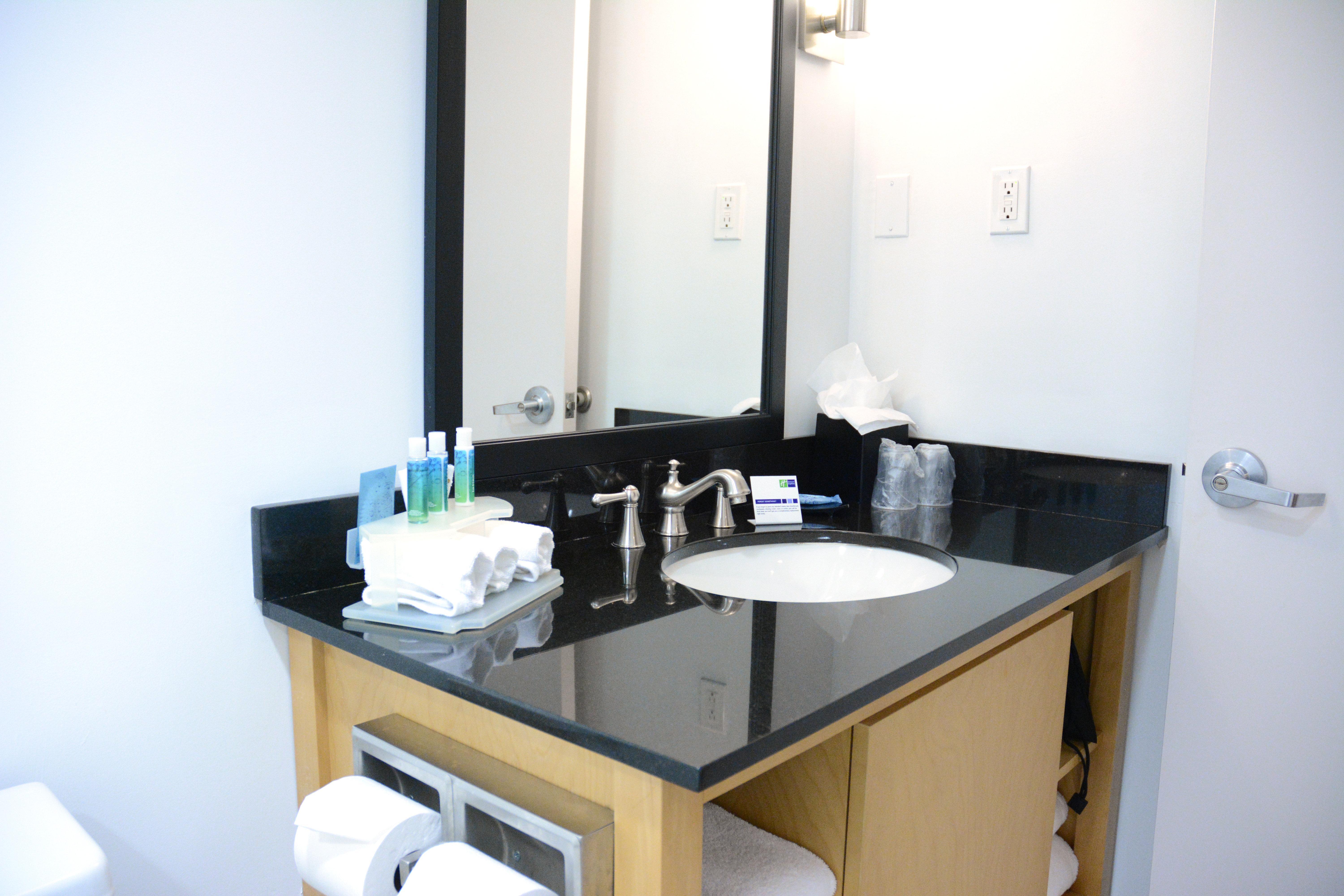 Holiday Inn Express Stamford, An Ihg Hotel Eksteriør bilde